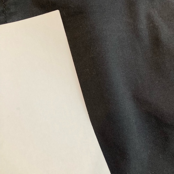 Women's Old Navy black cute flat Front chino shorts size 8 - Picture 6 of 7